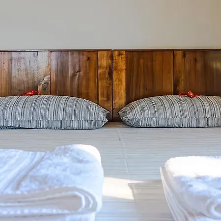 Montelovesco Farmház *