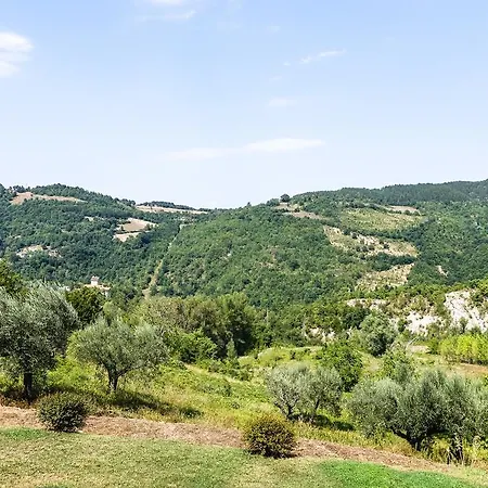 Montelovesco Alloggio per agriturismo *