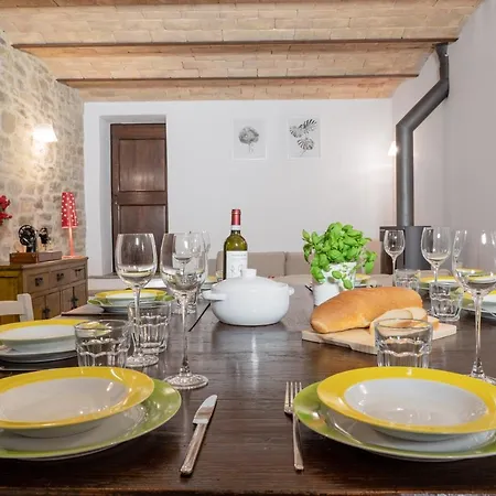 Alloggio per agriturismo Montelovesco Brunetta