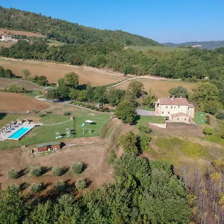Montelovesco Farm stay