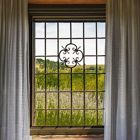 Montelovesco Farmház *