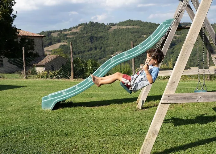 Montelovesco Agroturismo *